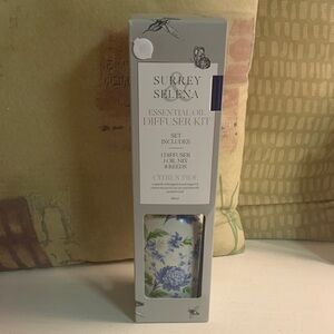 SURREY SELENA ESSENTIAL OIL DIFFUSER KIT